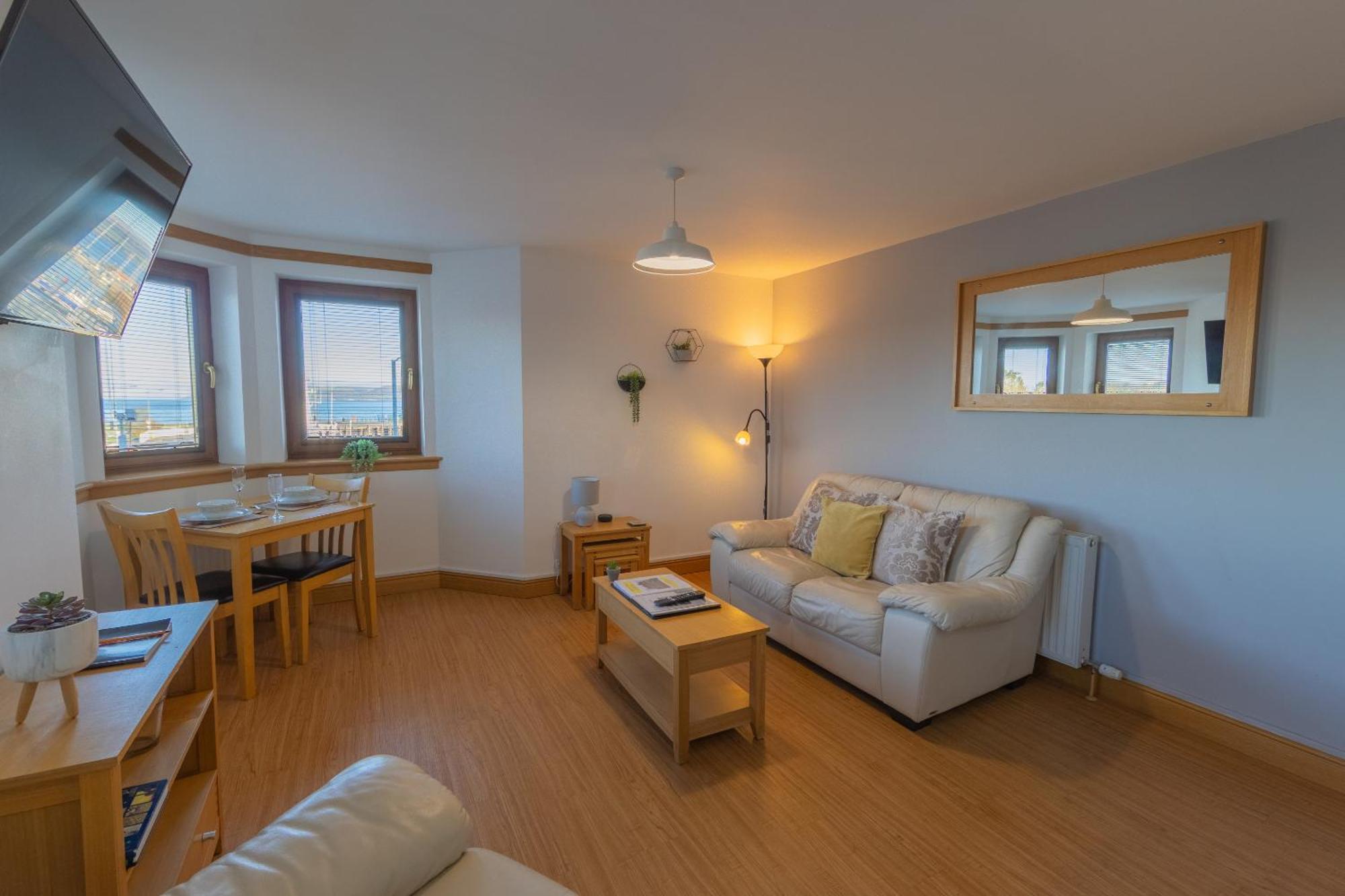 Quay Head View Aparthotel Stranraer Szoba fotó